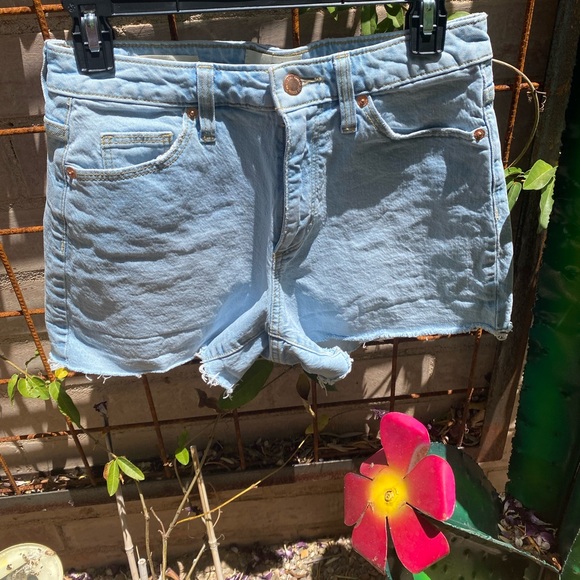 Universal Thread Pants - Universal Thread size 4 high rise shorts